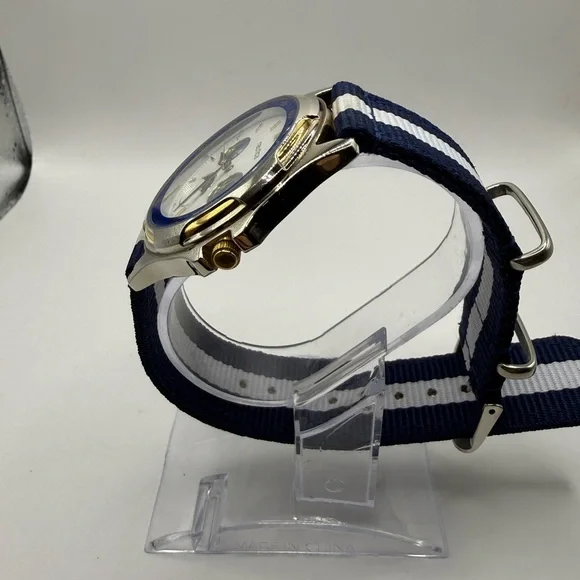 Nautica Vintage Moon Phase Watch 39mm Unisex Blue White Nylon Band (New Battery) - Picture 10 of 13